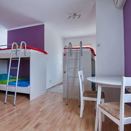 Хостел Step2 *
